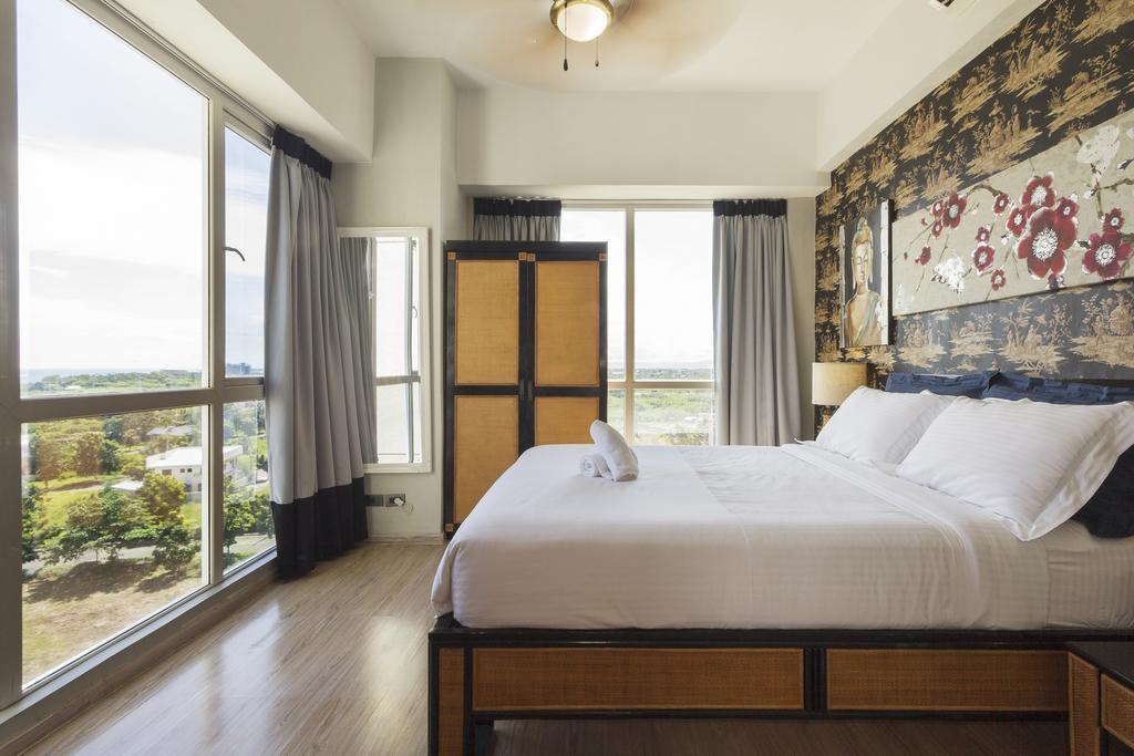 La Mirada Residence , Large 1 Bedroom Condo, Beaches , 3 Pools, Ocean Views, Fast Wifi, Netflix, Breakfast Included Lapu-Lapu City Exterior photo